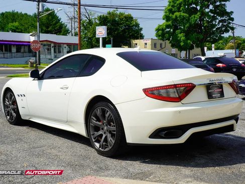 Used 2017 Maserati GranTurismo Sport RWD image 5