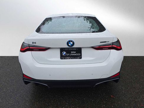 Used 2023 BMW i4 eDrive35 RWD image 4