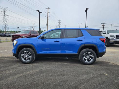 New 2026 GMC Terrain Elevation FWD image 2