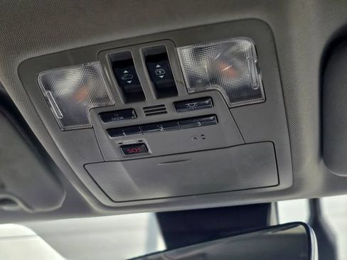 Used 2019 Toyota Highlander Limited Platinum AWD/4WD image 52