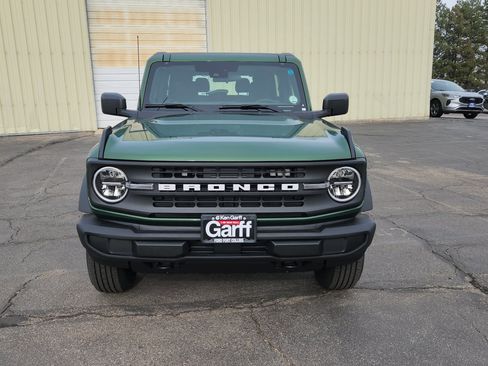 New 2025 Ford Bronco Base image 18