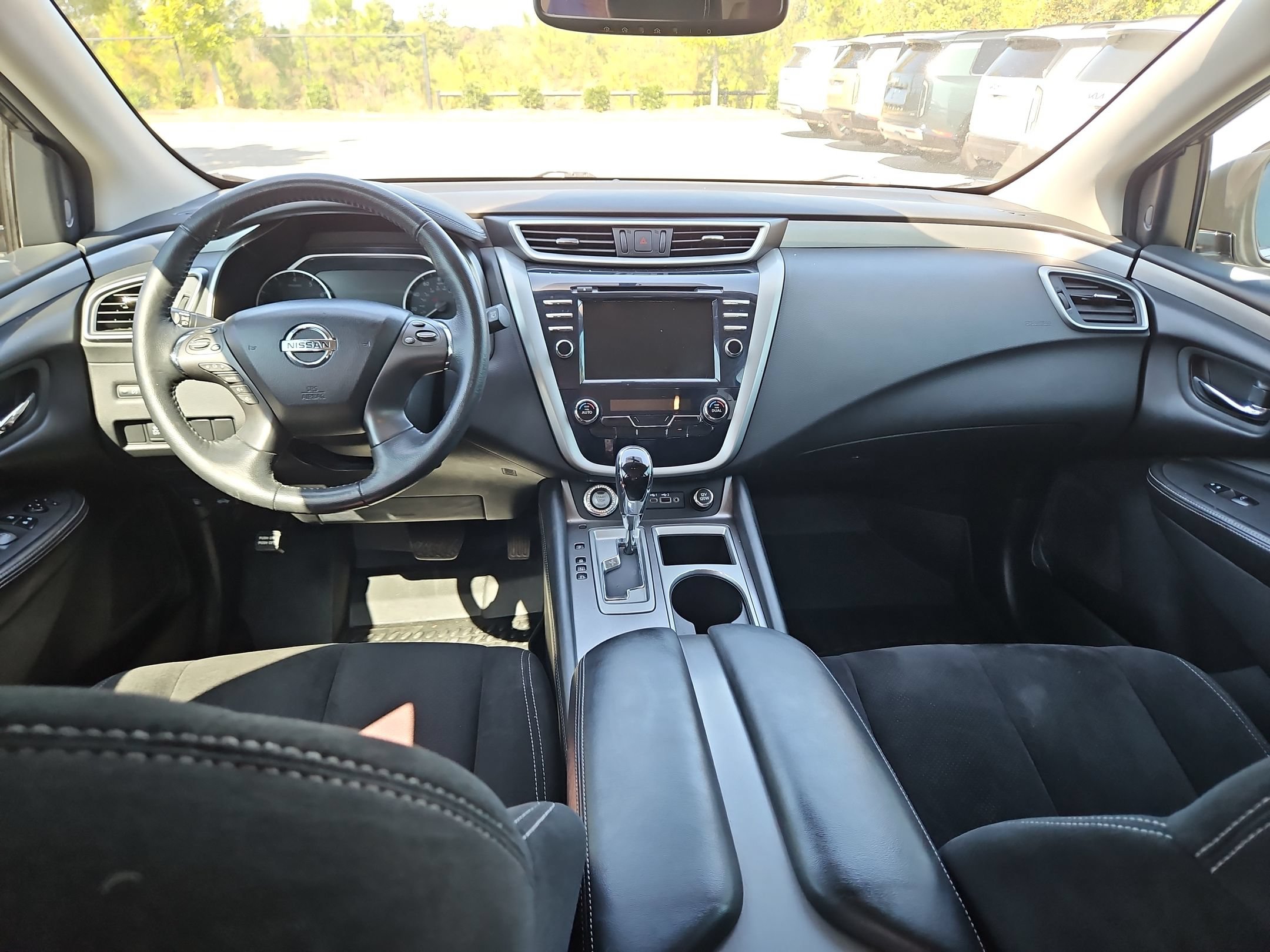 Used 2019 Nissan Murano SV AWD/4WD image 10