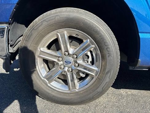 Used 2024 Ford F150 XLT w/ Mobile Office Package RWD image 5