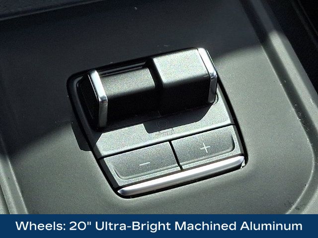Used 2026 GMC Sierra 2500 Denali Ultimate AWD/4WD image 17
