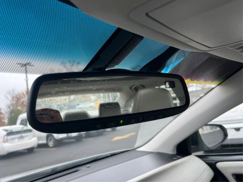 Used 2013 Toyota Avalon XLE Touring image 18