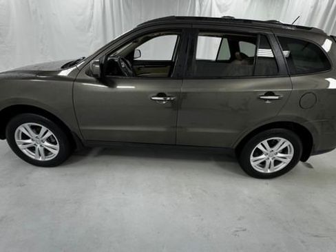 Used 2012 Hyundai Santa Fe Limited FWD image 6
