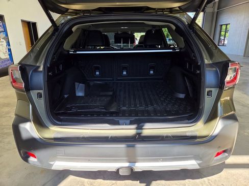 Used 2024 Subaru Outback Limited AWD/4WD image 10