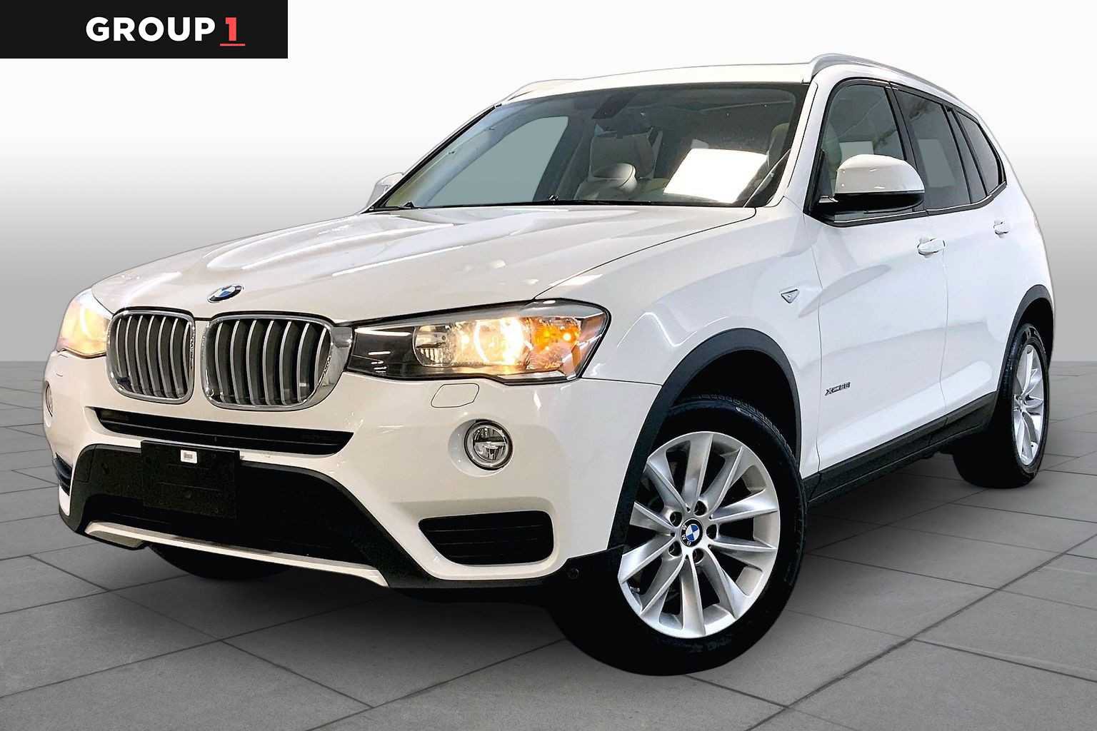 Used 2017 BMW X3 xDrive28i AWD/4WD image 1