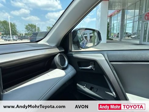 Used 2015 Toyota RAV4 Limited AWD/4WD image 26