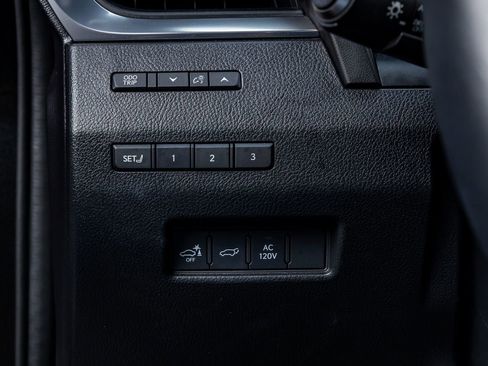 Used 2024 Lexus GX 550 AWD/4WD image 22