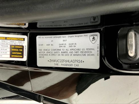 Used 2017 Lamborghini Huracan LP 580-2 RWD image 29