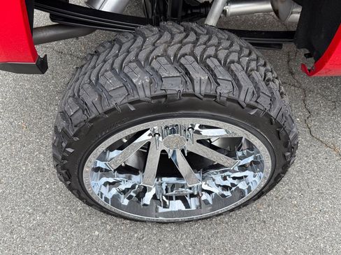 Used 2019 Chevrolet Silverado 1500 LT w/ All Star Edition image 41