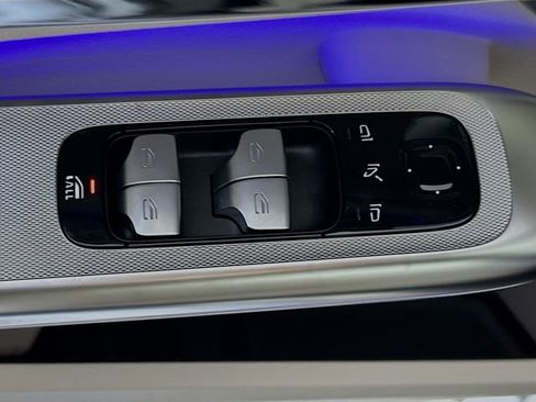 New 2026 Mercedes-Benz CLE 300 4MATIC Cabriolet image 18