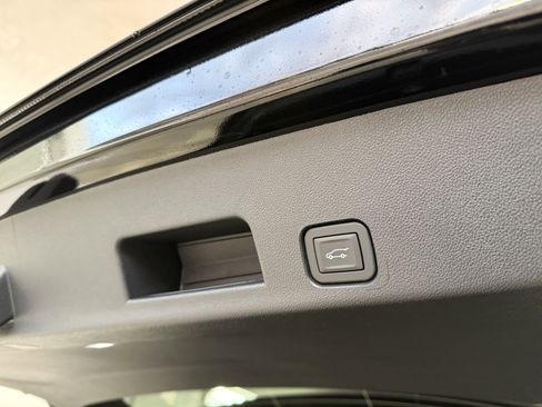 New 2026 Chevrolet Traverse LT image 49