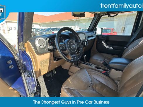 Used 2013 Jeep Wrangler Unlimited Sahara w/ Dual Top Group image 26