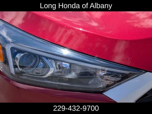 Used 2021 Hyundai Tucson Value FWD image 3
