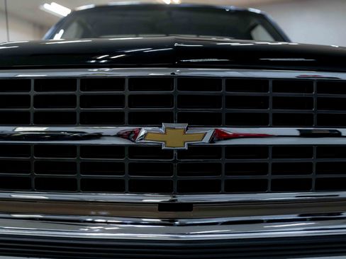 Used 1988 Chevrolet Silverado 1500 4x4 Regular Cab image 12