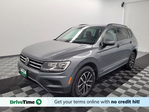 Used 2021 Volkswagen Tiguan SE image 1