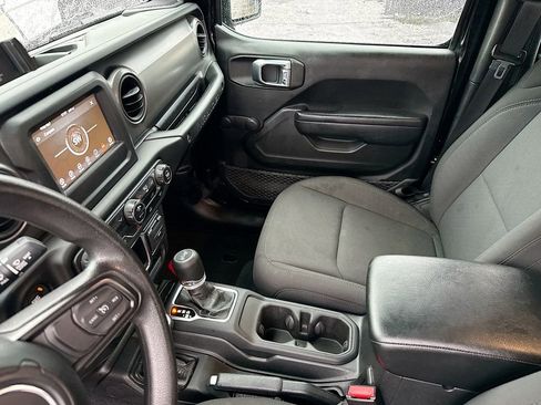 Used 2023 Jeep Wrangler Sport AWD/4WD image 26