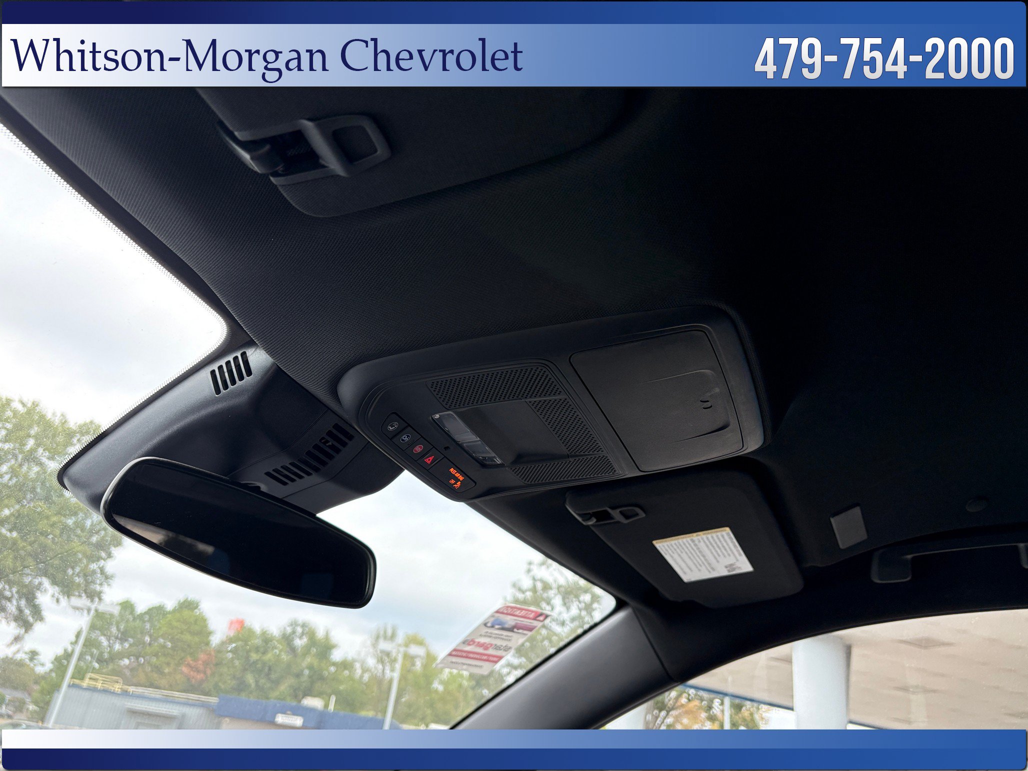 Used 2025 Chevrolet Traverse LT FWD image 28
