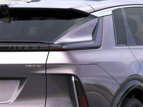 New 2026 Cadillac Lyriq Signature Luxury image 11