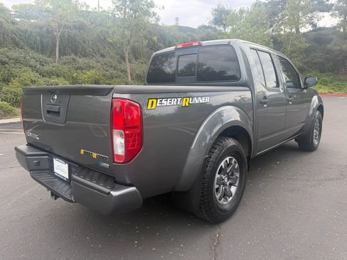 Used 2017 Nissan Frontier Desert Runner RWD image 5