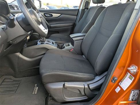 Used 2021 Nissan Rogue Sport S image 7