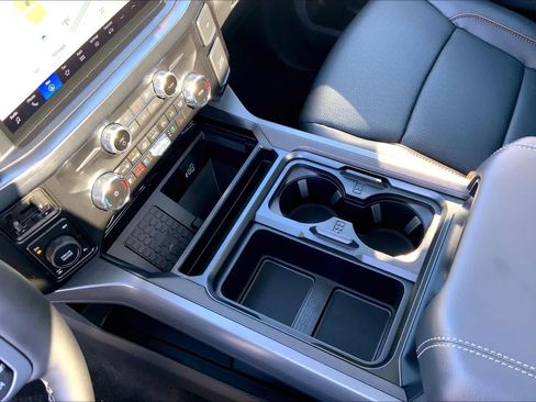 New 2026 Ford F350 Lariat w/ Black Appearance Package image 5