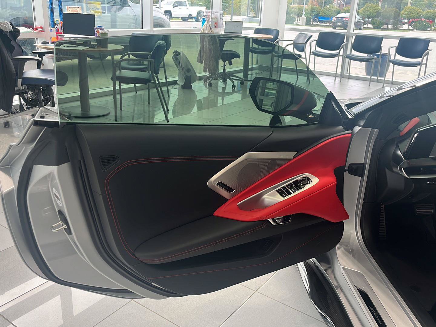 Used 2026 Chevrolet Corvette Z06 RWD image 13