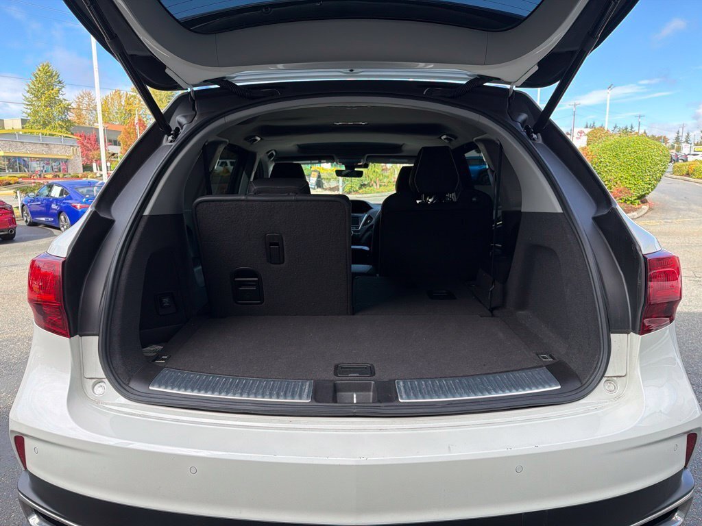 Used 2017 Acura MDX w/ Advance Package AWD/4WD image 21