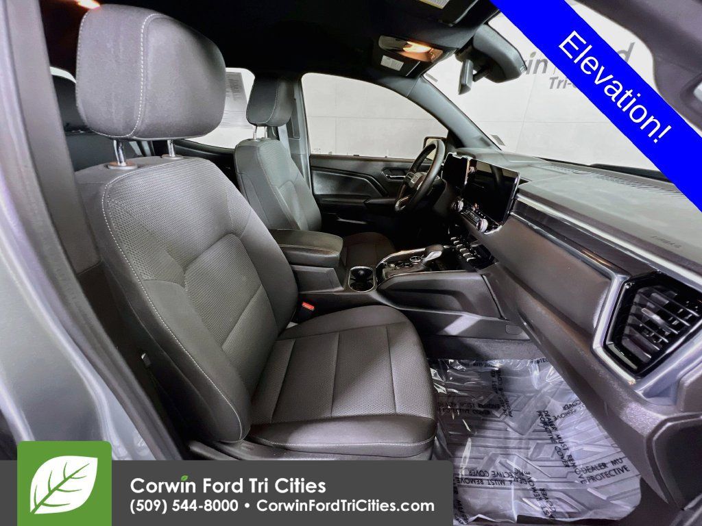 Used 2025 GMC Canyon Elevation w/ Convenience Package AWD/4WD image 16
