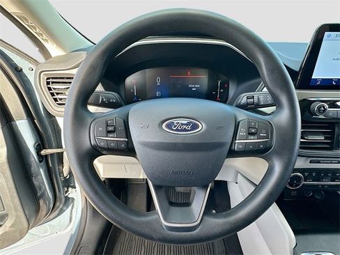 Used 2025 Ford Escape Active image 11