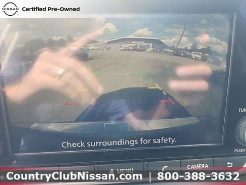 Certified 2024 Nissan Rogue SV w/ SV Premium Package AWD/4WD image 18