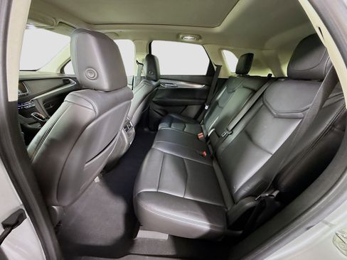 Used 2018 Cadillac XT5 Luxury image 25
