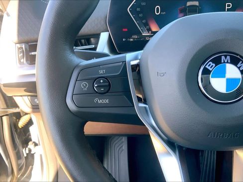 Used 2025 BMW X2 xDrive28i image 21