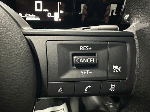 Used 2025 Nissan Kicks S AWD/4WD image 20