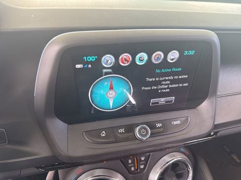 Used 2018 Chevrolet Camaro SS RWD image 11