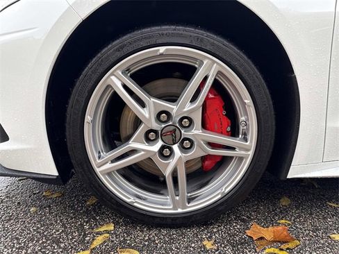 Used 2025 Chevrolet Corvette Stingray Preferred Cpe w/ Z51 Performance Package image 9