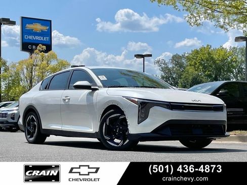 Used 2025 Kia K4 EX FWD image 1