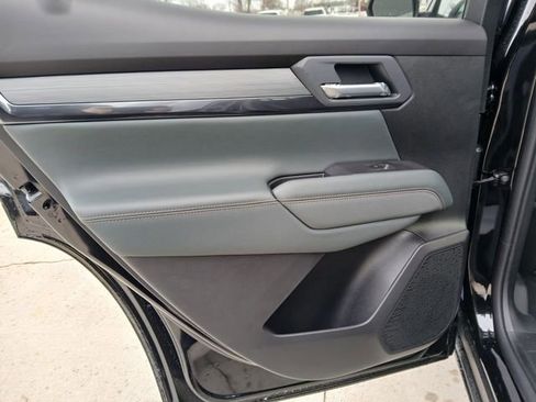 New 2026 GMC Terrain AT4 w/ Convenience Package III image 5