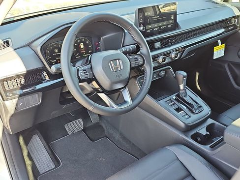 Used 2026 Honda CR-V EX-L image 16