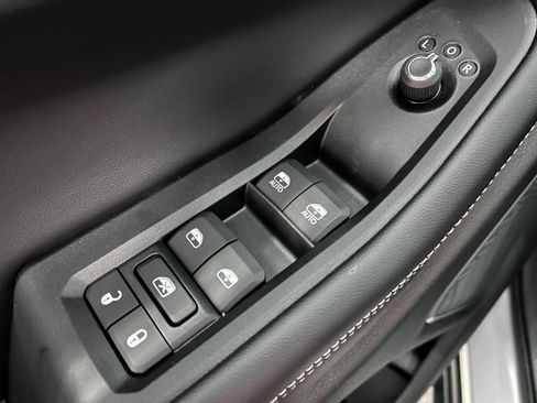 New 2026 Jeep Grand Cherokee L Limited AWD/4WD image 6