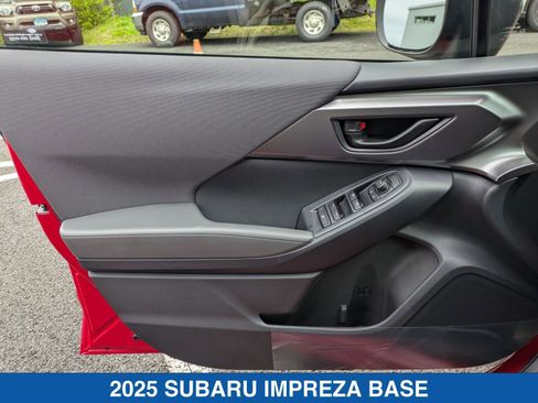 Certified 2025 Subaru Impreza 2.0i image 17