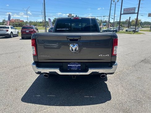 Used 2022 RAM 1500 Big Horn AWD/4WD image 7