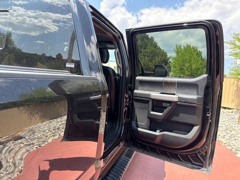 Used 2021 Ford F350 Lariat AWD/4WD image 22