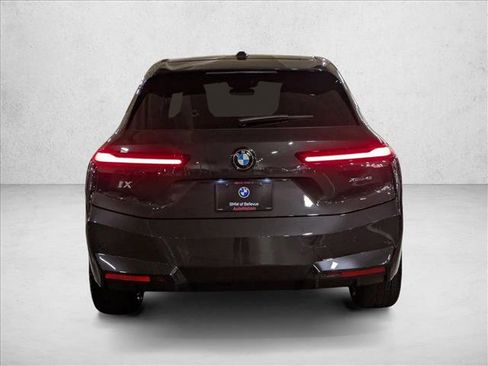 New 2026 BMW iX xDrive45 image 7