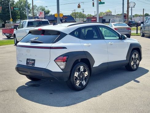 Used 2025 Hyundai Kona SEL FWD image 6