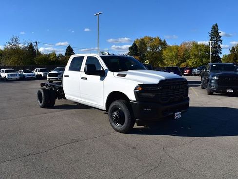 New 2026 RAM 3500 Tradesman image 2