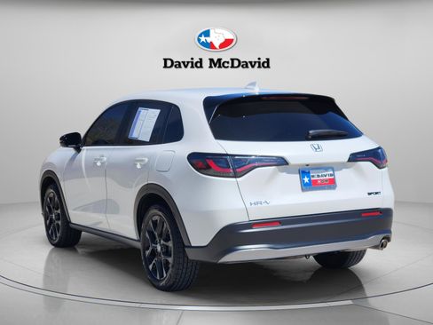 Used 2025 Honda HR-V Sport image 4