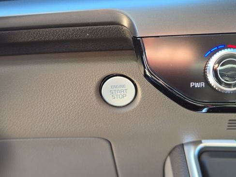 New 2026 Kia Carnival image 28